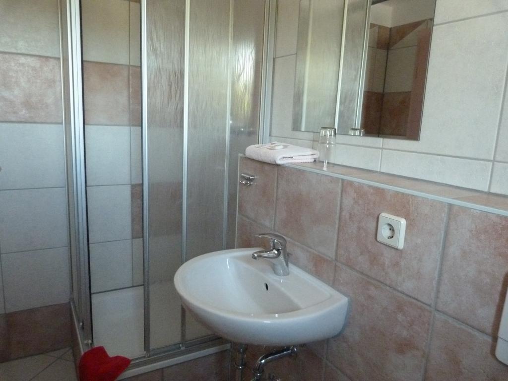 Waldhaus Colditz Garni Ruang foto